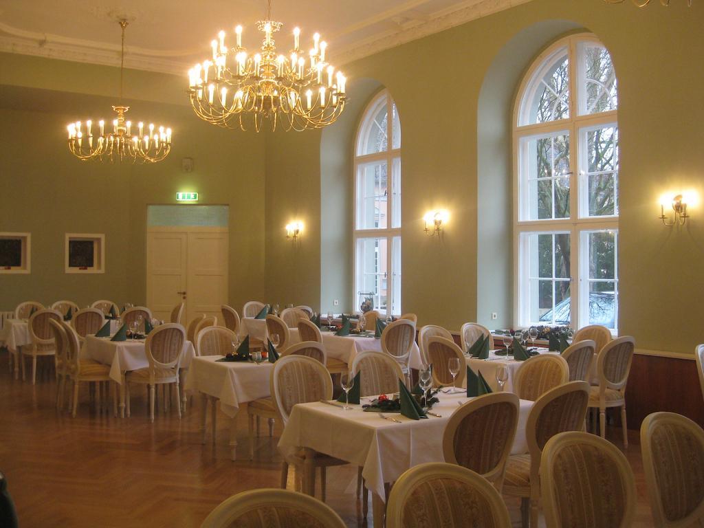 Hotel Mutiger Ritter Bad Kosen Buitenkant foto